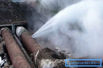 Falsche Berechnung des hydraulischen Widerstands kann zu einer Notsituation führen. Falsche Berechnung des hydraulischen Widerstands kann zu einer Notsituation führen.