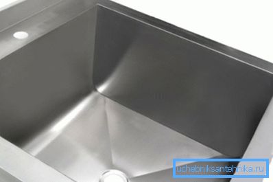 Metallspüle: eigenschaften, typen, merkmale