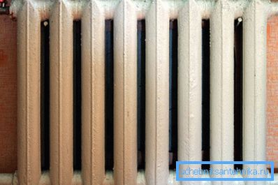 Herkömmliche Graugussbatterie Herkömmliche Graugussbatterie