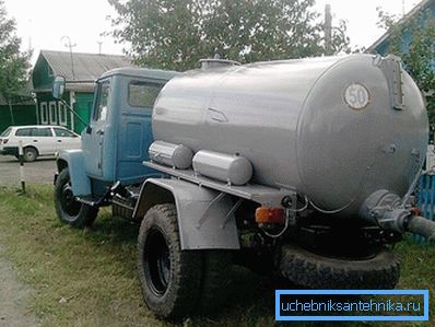 1147 Abwassertank pumpen