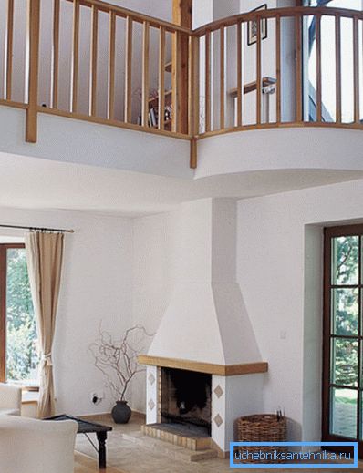 In diesem Haus ist die Beheizung eines Quadratmeters deutlich schwieriger als in Chruschtschow. In diesem Haus ist die Beheizung eines Quadratmeters deutlich schwieriger als in Chruschtschow.