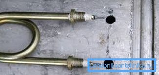 Bohrungen für Heizelemente müssen zu den Fittings passen Bohrungen für Heizelemente müssen zu den Fittings passen