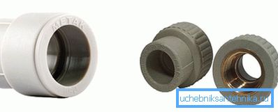 Adapter aus Polypropylen Adapter aus Polypropylen