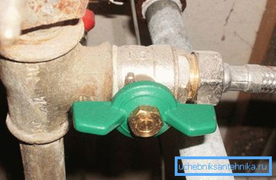 3968 Wasserzufuhr abstellen