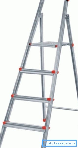 Tragbare komfortable Trittleiter Tragbare komfortable Trittleiter