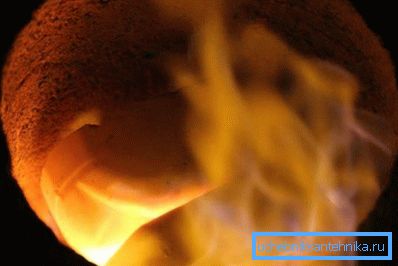 Kunststoff kann nicht zur Anordnung von Feueranlagen verwendet werden Kunststoff kann nicht zur Anordnung von Feueranlagen verwendet werden