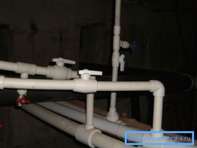 Wasserleitung aus Kunststoff Wasserleitung aus Kunststoff