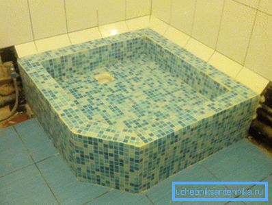 Podium in der Wohnung.