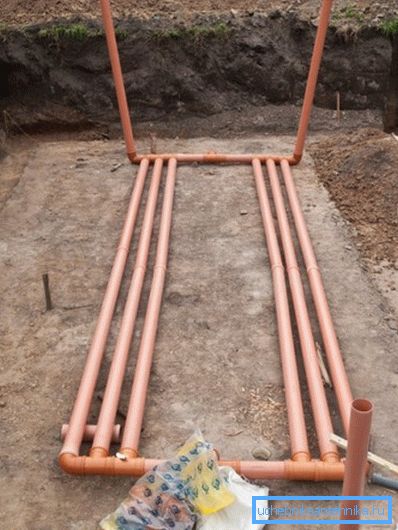 Unterirdischer Bodenwärmetauscher für Lüftungssystem Unterirdischer Bodenwärmetauscher für Lüftungssystem