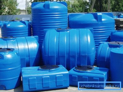 Polyethylen-Tanks. Polyethylen-Tanks.