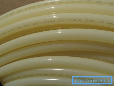 Polyethylenrohre eignen sich besser für die Installation von Fußbodenheizungen und Wänden. Polyethylenrohre eignen sich besser für die Installation von Fußbodenheizungen und Wänden.