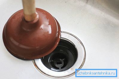 899 Versuchen Sie es mit einem Kolben