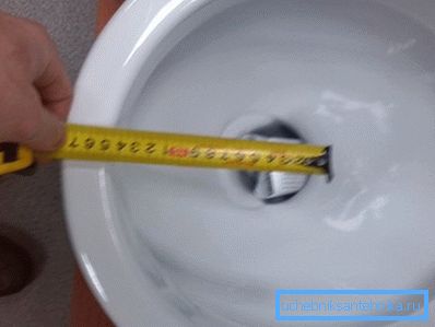 Um die richtige Toilette auszuwählen, lohnt es sich manchmal, bestimmte Messungen vorzunehmen. Um die richtige Toilette auszuwählen, lohnt es sich manchmal, bestimmte Messungen vorzunehmen.