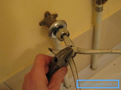 Manchmal ist es besser, ein zusätzliches Tool zu kaufen, als ein vorhandenes anzupassen. Manchmal ist es besser, ein zusätzliches Tool zu kaufen, als ein vorhandenes anzupassen.