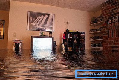 Hochwasser in der Wohnung kann durch Auslaufen der Batterie verursacht werden Hochwasser in der Wohnung kann durch Auslaufen der Batterie verursacht werden