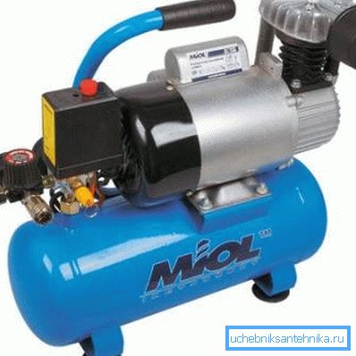 Beispiel eines geeigneten Kompressors Beispiel eines geeigneten Kompressors
