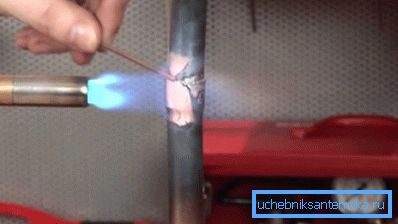 Lötzinn muss die Installationslücke vollständig füllen Lötzinn muss die Installationslücke vollständig füllen