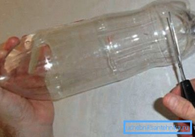 Das Reinigen der Toilettenflasche wird für kleine Verstopfungen verwendet Das Reinigen der Toilettenflasche wird für kleine Verstopfungen verwendet
