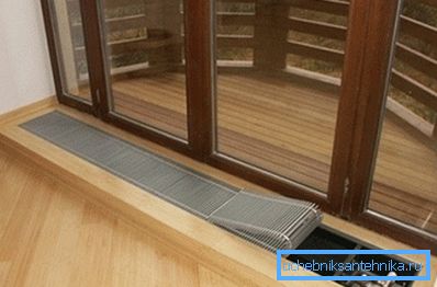 Der Heizkörper in der Nische ist eine hervorragende Lösung für geschlossene Terrassen und Veranden Der Heizkörper in der Nische ist eine hervorragende Lösung für geschlossene Terrassen und Veranden