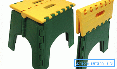 Klapphocker aus Kunststoff Klapphocker aus Kunststoff