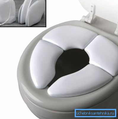 Der Toilettensitz muss zuerst funktionsfähig sein. Der Toilettensitz muss zuerst funktionsfähig sein.