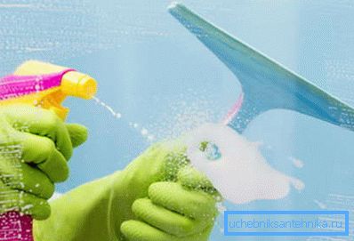 Schaber zum Entfernen von Flecken von der Glasoberfläche Schaber zum Entfernen von Flecken von der Glasoberfläche