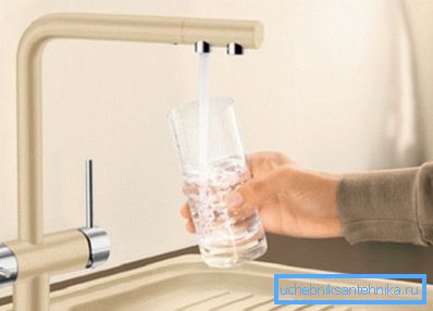 Mixer mit hohem Auslauf Mixer mit hohem Auslauf