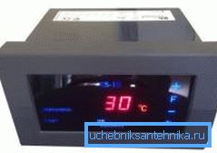 Mit einer speziellen Elektronik können Sie die Parameter des Kessels fernbedienen
