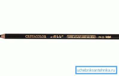 Ein spezieller Bleistift eignet sich nicht nur für Keramik, sondern auch für Glas und sogar für Metall. Ein spezieller Bleistift eignet sich nicht nur für Keramik, sondern auch für Glas und sogar für Metall.