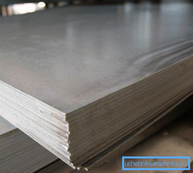 Stahlbleche von 3 mm Dicke Stahlbleche von 3 mm Dicke