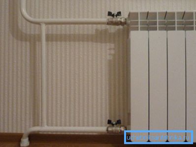 In fast allen Gebäuden der Sowjetzeit wurden Stahlrohre verwendet. In fast allen Gebäuden der Sowjetzeit wurden Stahlrohre verwendet.