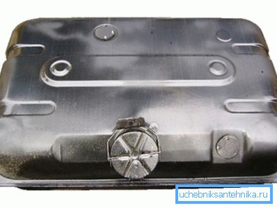 Der alte Kraftstofftank ist in Ordnung Der alte Kraftstofftank ist in Ordnung