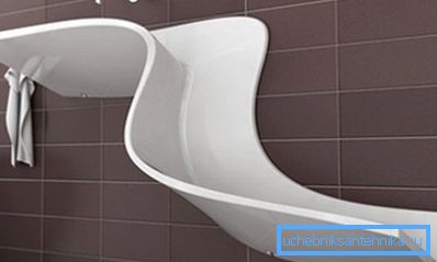 So sehen Designer-Waschbecken aus Acryl für das Badezimmer aus. So sehen Designer-Waschbecken aus Acryl für das Badezimmer aus.