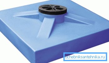 Diese Kapazität erfüllt die Funktion des Daches und fasst 200 Liter Wasser Diese Kapazität erfüllt die Funktion des Daches und fasst 200 Liter Wasser