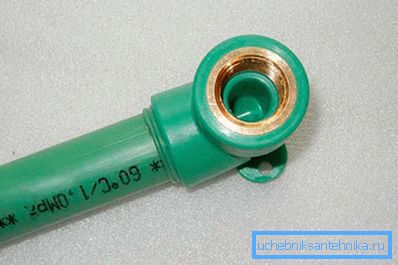 2779 Rohr PP vorbereitet zum Andocken an HDPE-Rohr