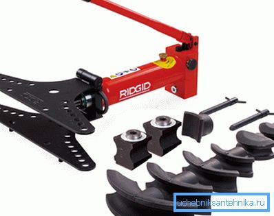 Rohrbiegemaschine mit Schuhset Rohrbiegemaschine mit Schuhset