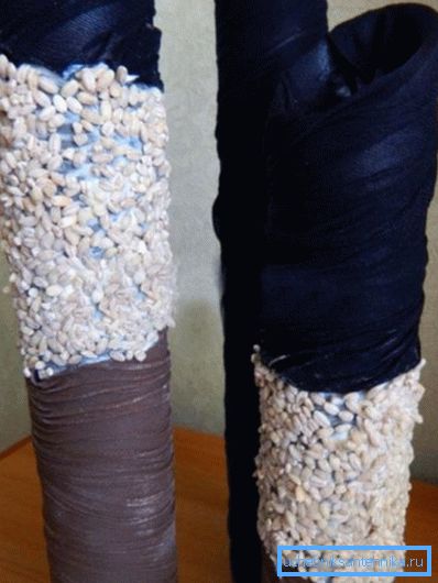 Mit Müsli verziert Mit Müsli verziert