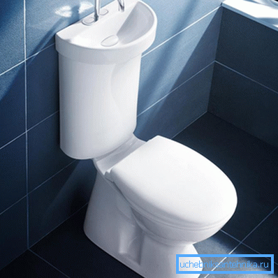 WC mit Waschtisch. WC mit Waschtisch.