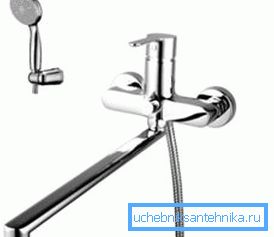 Universalmischer mit langem Auslauf Universalmischer mit langem Auslauf