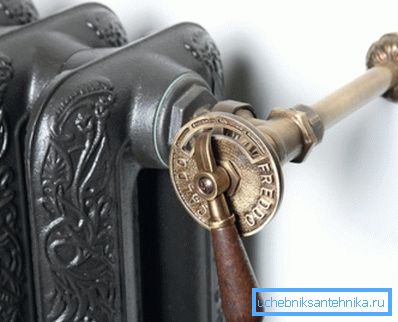 Finden Sie heraus, welches Zubehör in Verbindung mit Batterien verwendet werden kann. Finden Sie heraus, welches Zubehör in Verbindung mit Batterien verwendet werden kann.