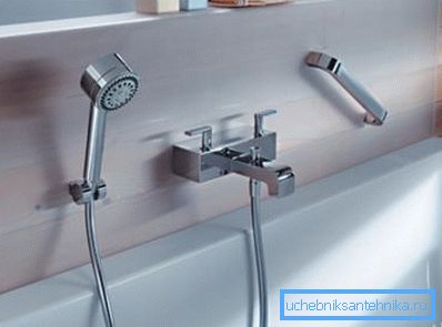 Im Badezimmer ist nicht nur die Funktionalität wichtig, sondern auch Schönheit und Komfort. Im Badezimmer ist nicht nur die Funktionalität wichtig, sondern auch Schönheit und Komfort.