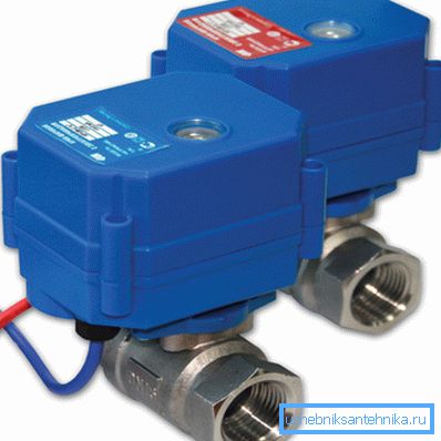 Option mit elektrischer Steuerung durch Servo. Option mit elektrischer Steuerung durch Servo.