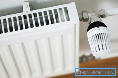 Es ist wichtig, die Installationsstandards für Heizkörper einzuhalten. Es ist wichtig, die Installationsstandards für Heizkörper einzuhalten.