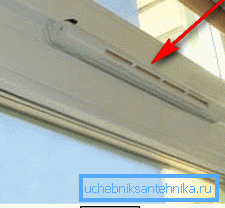 Entlüften Sie den Fensterrahmen. Entlüften Sie den Fensterrahmen.