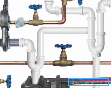 Wasserleitungen aus verschiedenen Materialien Wasserleitungen aus verschiedenen Materialien