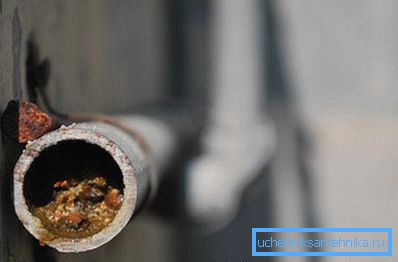 Verstopfung im Sanitärsystem Verstopfung im Sanitärsystem