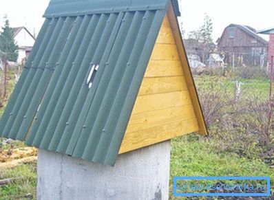 Die letzte Stufe ist die Dacheindeckung mit Schiefer. Die letzte Stufe ist die Dacheindeckung mit Schiefer.
