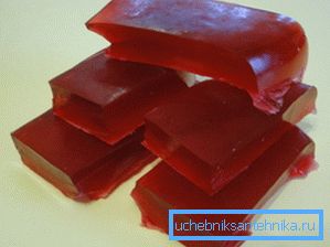 Gelatinetabletten sind gebrauchsfertig. Gelatinetabletten sind gebrauchsfertig.